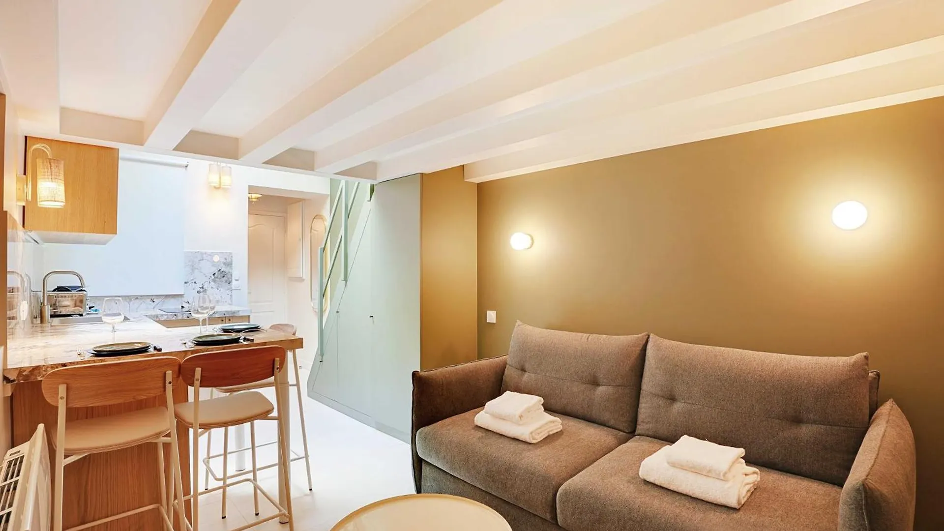 Chic And Cosy Apartment-Canal Saint Martin Parigi Francia